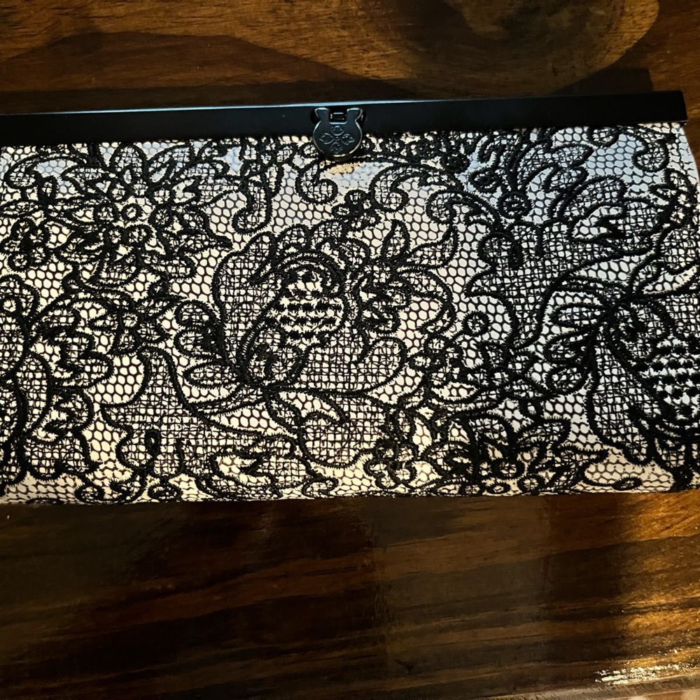 Patricia Nash Wallet